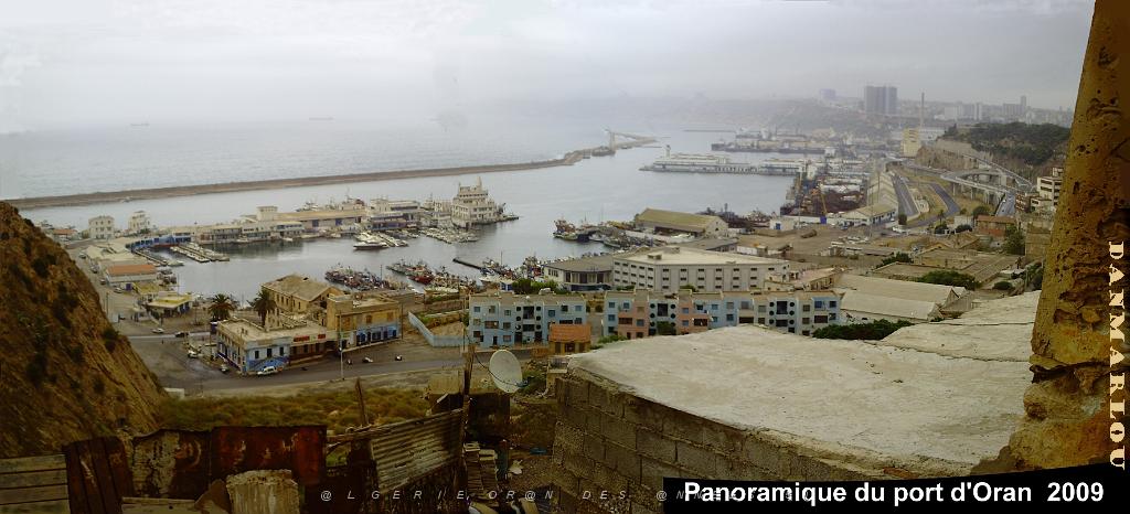 ORAN 2009 pano LE PORT VU DE LA CALERE.jpg